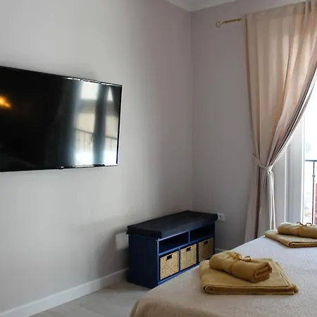 Di Paradiso Bed & Breakfast 4*